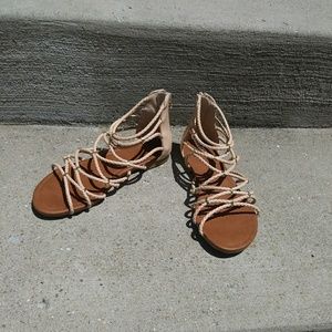 CHARLOTTE RUSSE rose/nude sandals, size 7